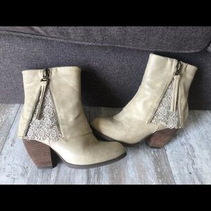 Southern fried chic booties